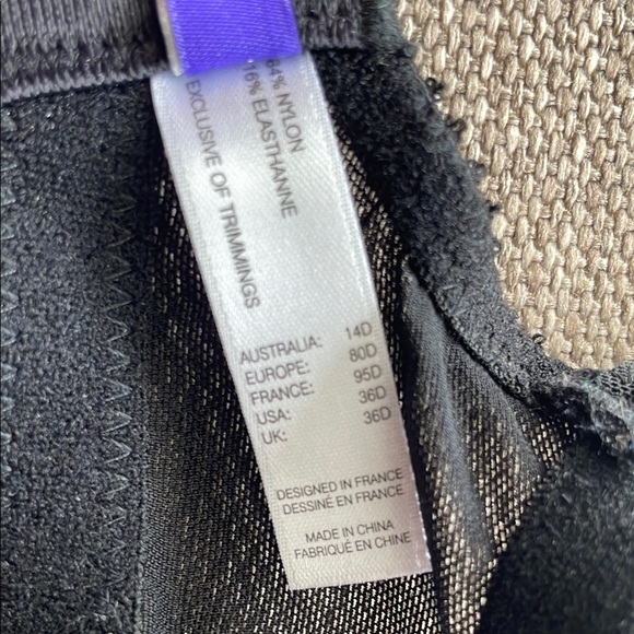 Elegant Black Lace Bras bundle - Picture 5 of 9